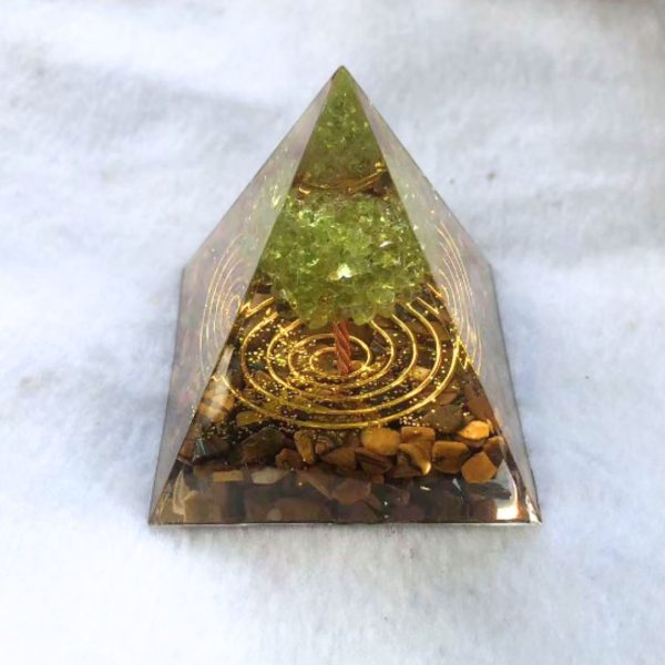 Orgonite "Surya - Arbre du Bonheur" en Oeil de Tigre & Péridot – Image 7