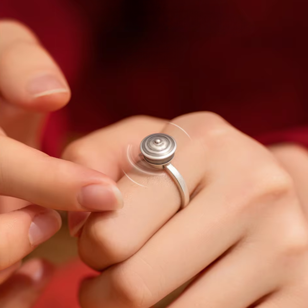 Bague Tibétaine "Mantra de Paix" - Roue de Prière – Image 2