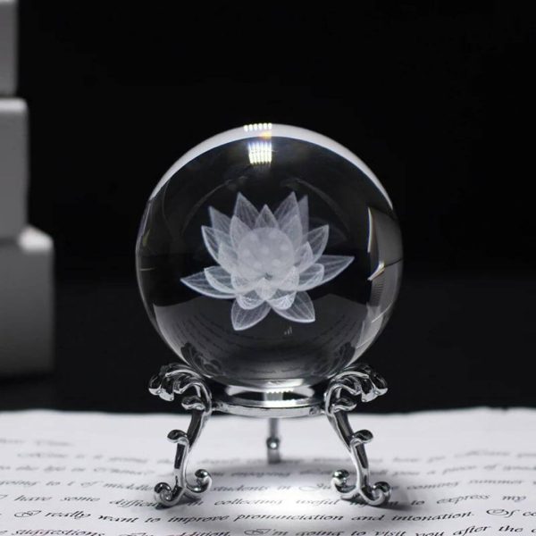 Boule de Cristal Fleur de Lotus avec Support – Image 4