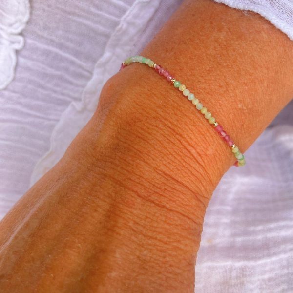 Bracelet Fin "Lueur Subtile" en Tourmaline Rose & Pierres Naturelles – Image 11