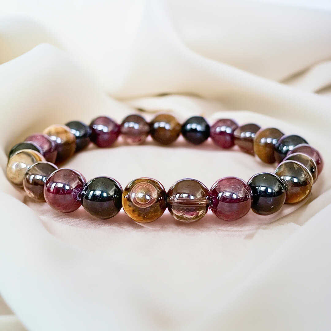 Bracelet "Réussite & Protection" en Oeil de Tigre, Grenat, Tourmaline & Quartz Fumé