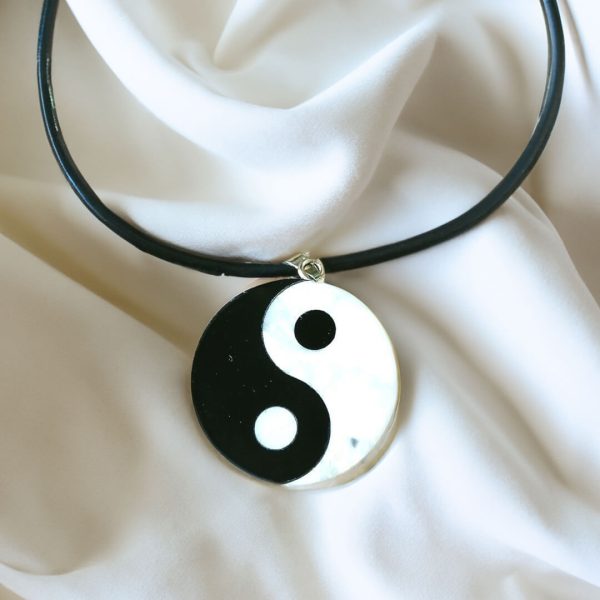 Pendentif "Yin-Yang" en Howlite & Obsidienne Noire