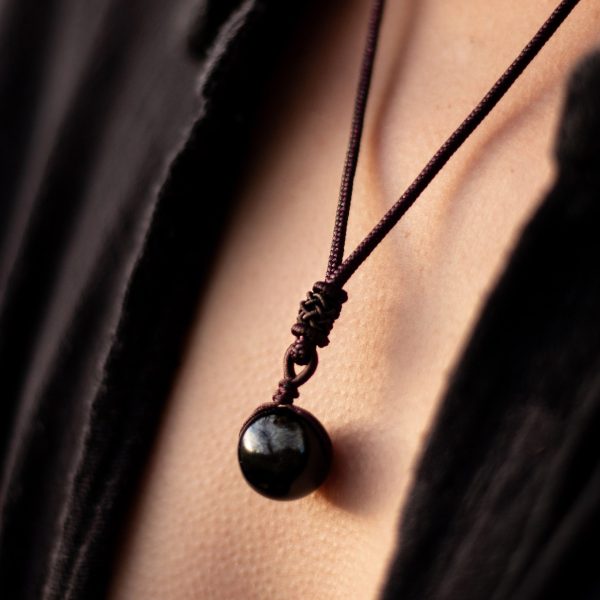 Pendentif "Sphère" en Obsidienne Dorée – Image 2