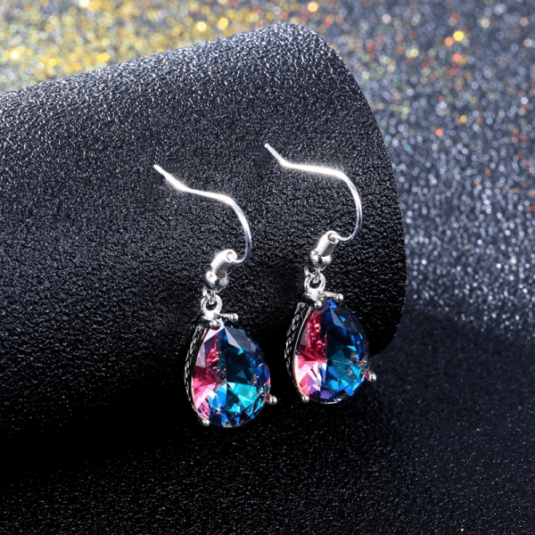 Boucles d'Oreilles en Topaze Mystique Arc-en-Ciel – Image 3