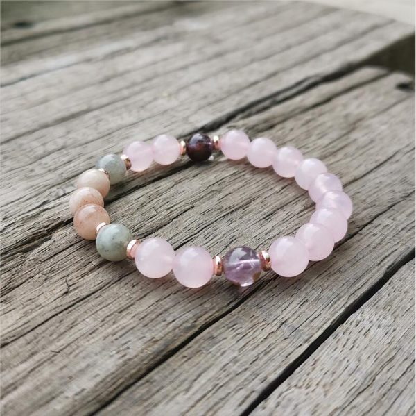 Collier Mala "Lune Rose" en Super 7, Pierre de Soleil, Quartz Rose & Labradorite – Image 6