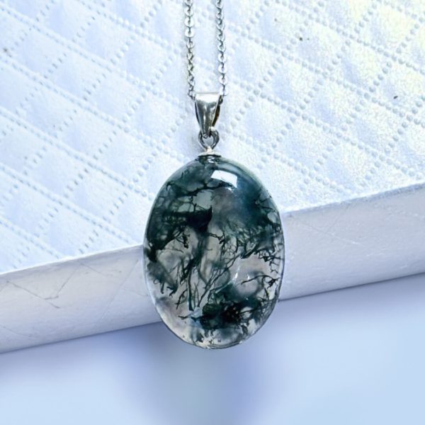 Pendentif "Sérénité Naturelle" en Agate Mousse