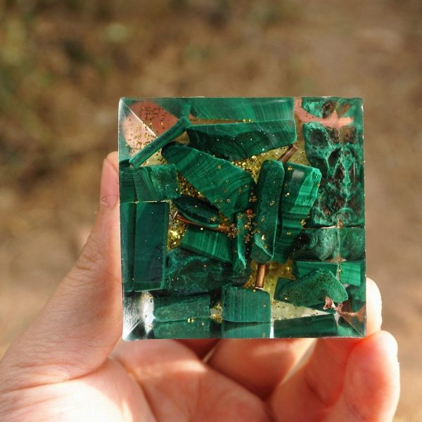 Orgonite "Arbre de Vie Renaissant" en Péridot & Malachite – Image 4