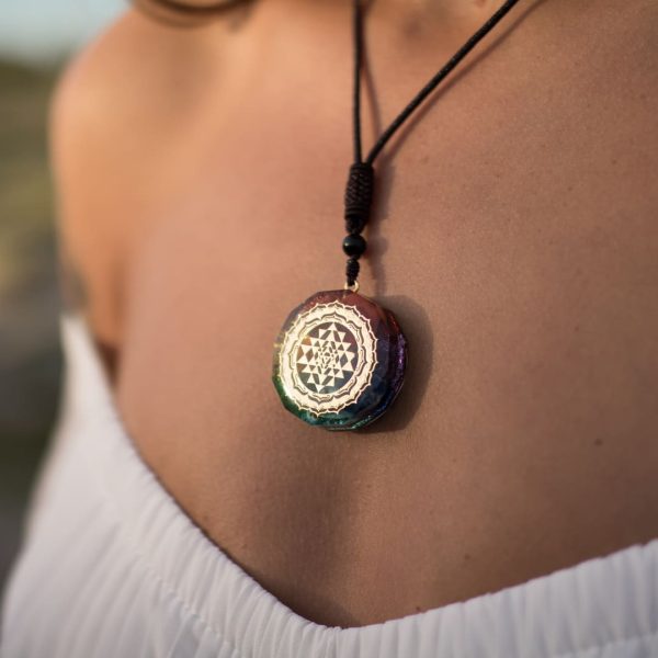 Pendentif Orgonite "Sri Yantra - 7 Chakras" – Image 2